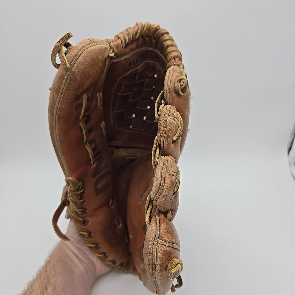Spalding XP Series XP-1200 42-103 Leather Baseball Glove  RHT 12